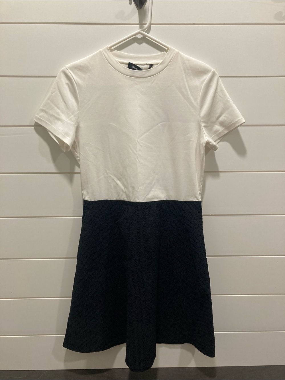 NWT Theory Short-Sleeve Combo Colorblock Mini Dress-White & Navy-Size Small